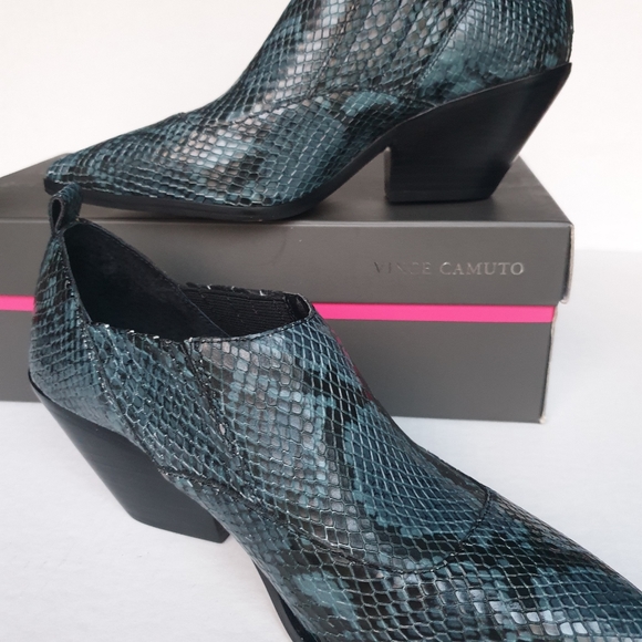 Vince Camuto Jetera Dark Teal Retro Python Block Heel Ankle Booties Size  7.5 - Picture 11 of 16